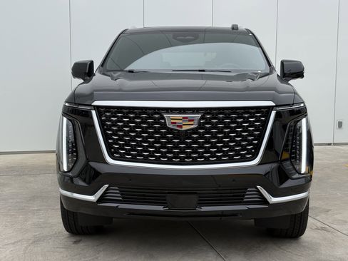 New 2026 Cadillac Escalade Luxury w/ Touring Package AWD/4WD image 3