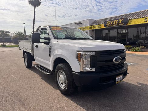 Used 2018 Ford F250 XL RWD image 1
