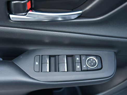 New 2026 Toyota Prius Plug-In Hybrid image 7