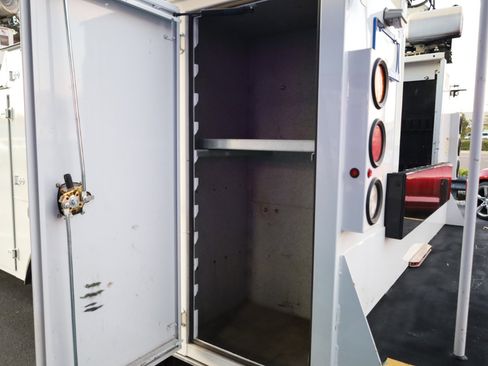 Used 2022 Ford F550 4x4 Regular Cab Super Duty image 13