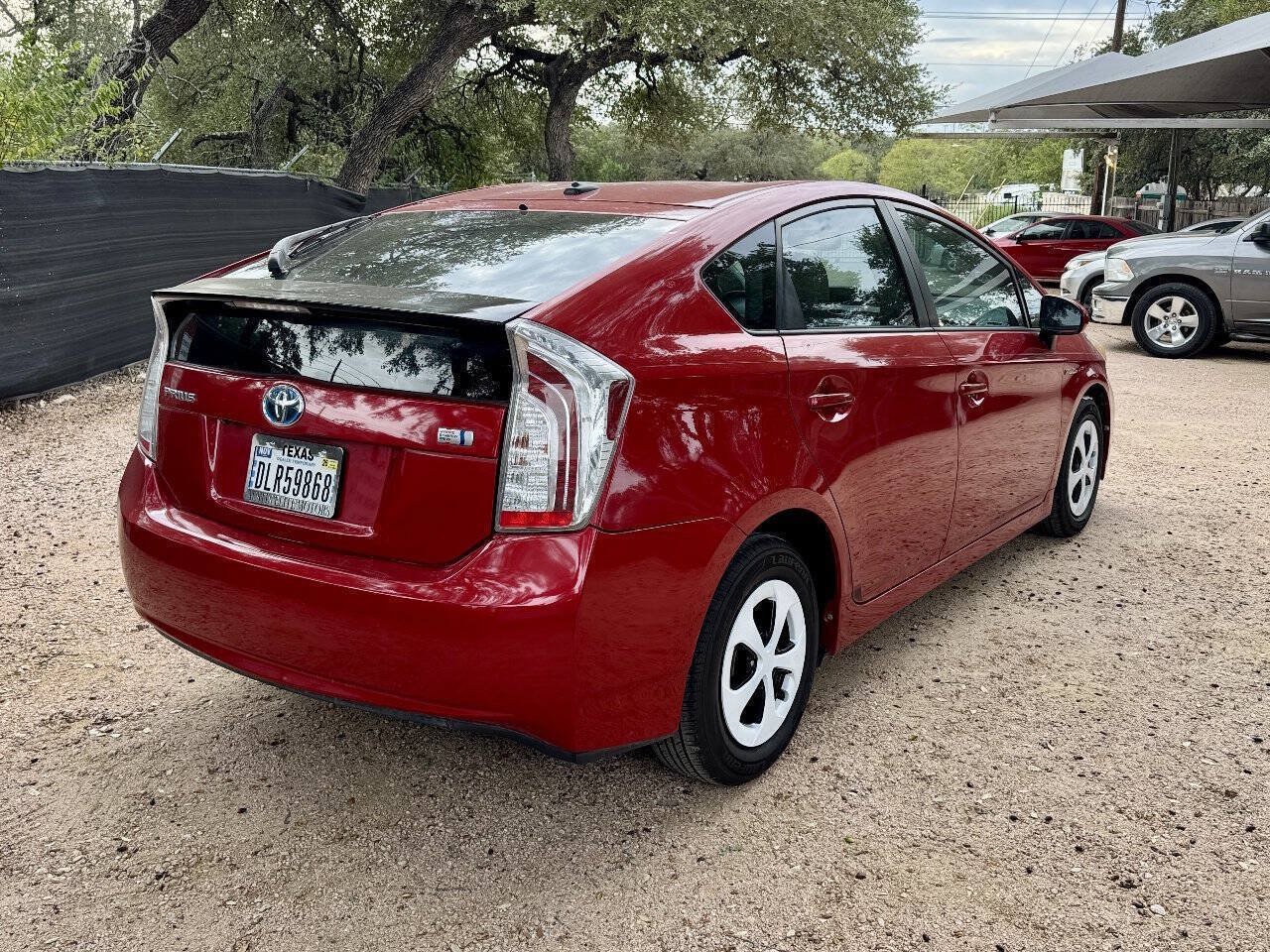 Used 2014 Toyota Prius Three FWD image 6