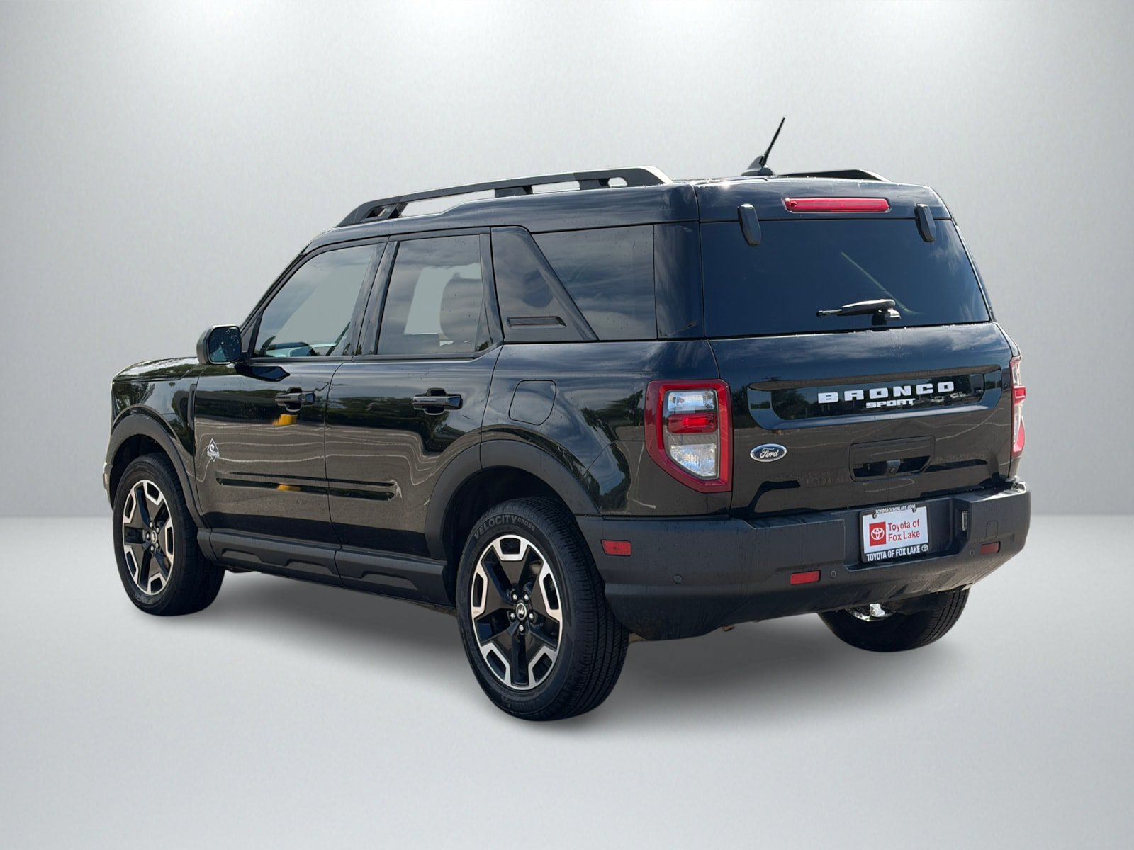 Used 2023 Ford Bronco Sport Outer Banks AWD/4WD image 3