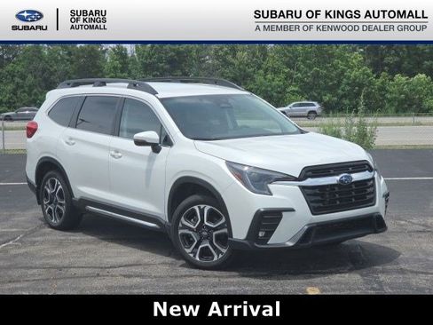Used 2023 Subaru Ascent Limited AWD/4WD image 1