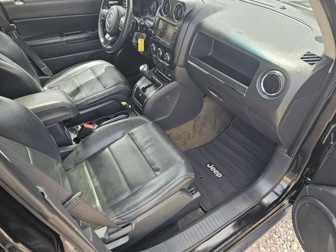 Used 2016 Jeep Patriot High Altitude AWD/4WD image 8