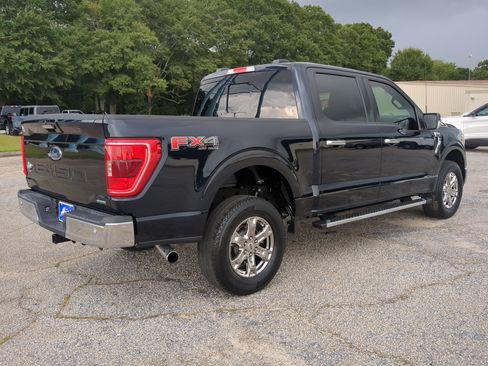 Certified 2022 Ford F150 XLT w/ Equipment Group 302A High AWD/4WD image 3