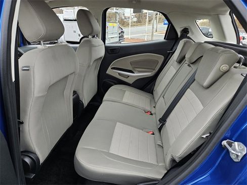 Used 2022 Ford EcoSport S image 9