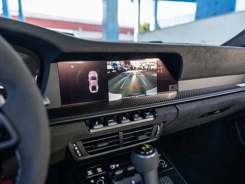 Used 2025 Porsche 911 GT3 image 35