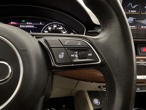 Used 2023 Audi A4 2.0T Premium w/ Convenience Package image 13