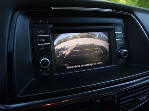 Used 2014 MAZDA MAZDA6 Touring w/ Touring Technology Package FWD image 10
