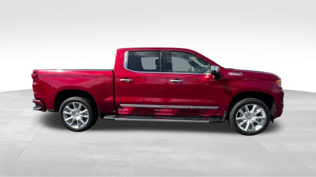 Certified 2025 Chevrolet Silverado 1500 High Country AWD/4WD image 8
