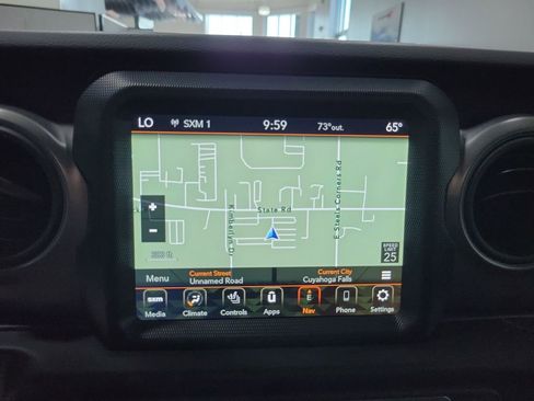Used 2023 Jeep Wrangler Sport AWD/4WD image 38