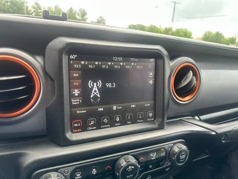 Used 2022 Jeep Gladiator Mojave w/ LED Lighting Group AWD/4WD image 28