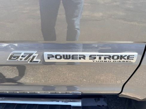 Used 2021 Ford F250 Lariat w/ Lariat Value Package AWD/4WD image 39