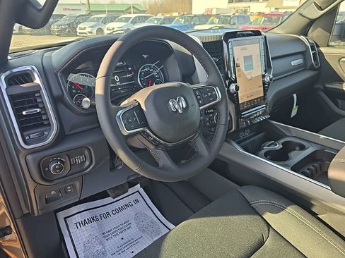 New 2026 RAM 1500 Big Horn AWD/4WD image 17