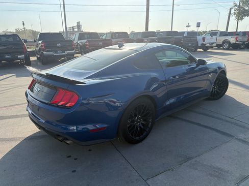 Used 2022 Ford Mustang GT Premium w/ Equipment Group 401A RWD image 4