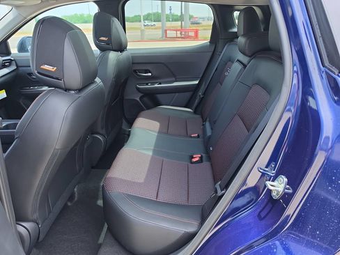 New 2026 Nissan Kicks SR w/ SR Premium Package FWD image 25