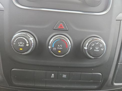 Used 2019 RAM 1500 Tradesman w/ Popular Equipment Group AWD/4WD image 13