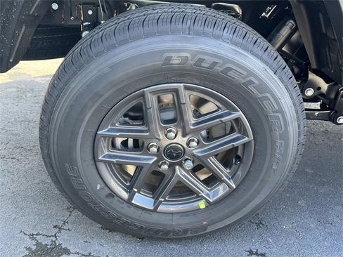 New 2026 Jeep Gladiator Sport image 12