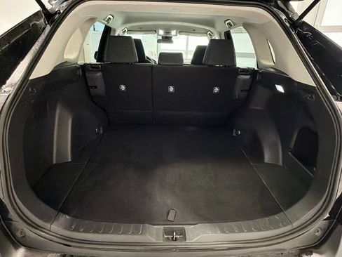 Used 2025 Toyota RAV4 LE AWD/4WD image 21