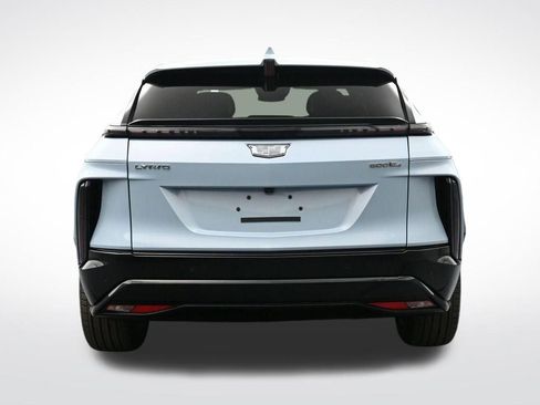 Used 2025 Cadillac Lyriq Sport AWD/4WD image 4