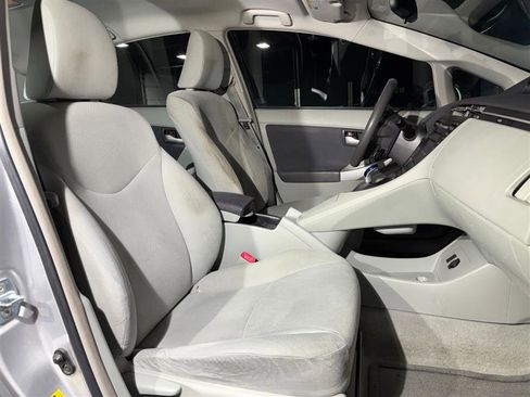 Used 2010 Toyota Prius One image 10