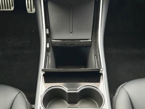 Used 2018 Tesla Model 3 Long Range RWD image 28