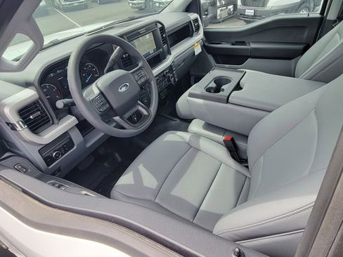 New 2026 Ford F550 2WD Regular Cab Super Duty image 3