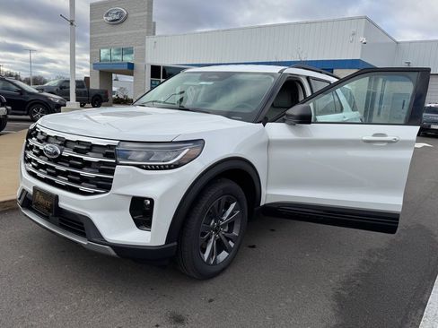 New 2026 Ford Explorer Active w/ Active Comfort Package AWD/4WD image 31