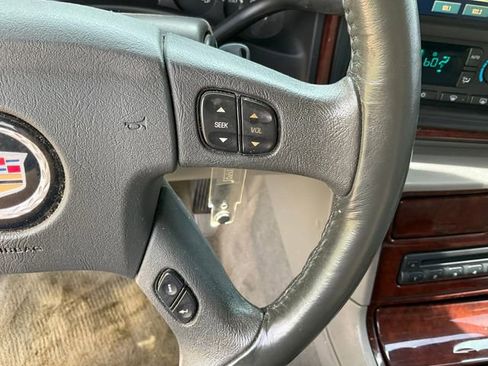 Used 2005 Cadillac Escalade AWD image 13