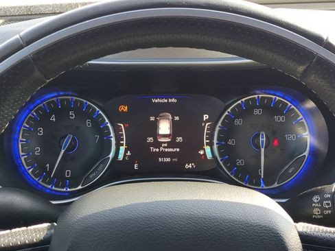 Used 2020 Chrysler Pacifica Limited w/ Advanced Safetytec Group image 21