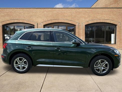 Used 2019 Audi Q5 2.0T Premium AWD/4WD image 2