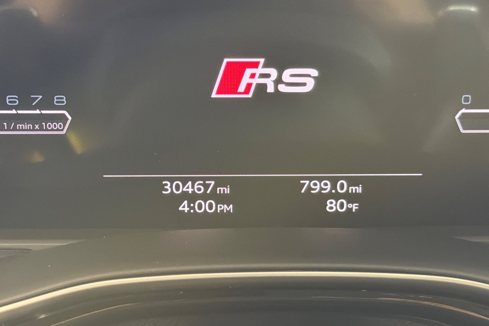 Used 2024 Audi RS Q8 AWD/4WD image 25