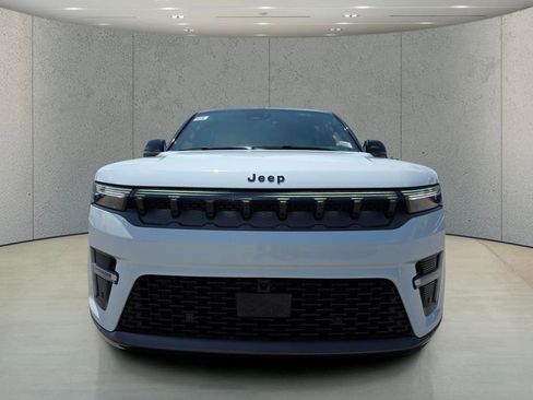 New 2026 Jeep Grand Wagoneer Summit AWD/4WD image 2