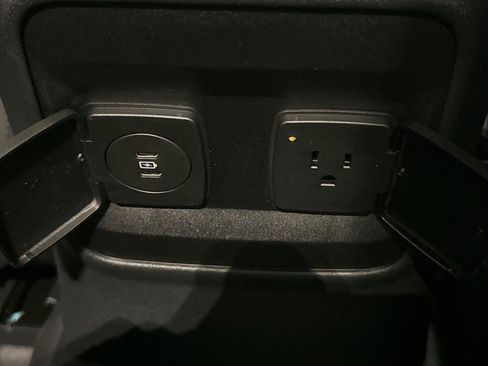 New 2025 Ford Bronco Badlands image 28