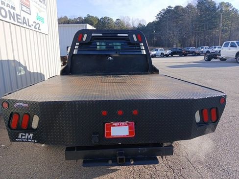 Used 2016 RAM 3500 Tradesman w/ Chrome Appearance Group image 4