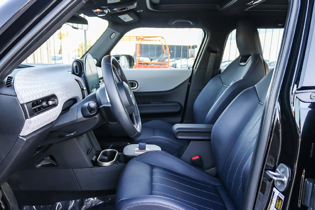 Used 2025 MINI Cooper S FWD image 20