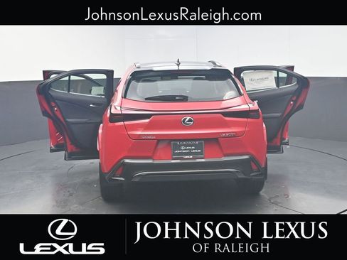 New 2025 Lexus UX 300h FWD image 25