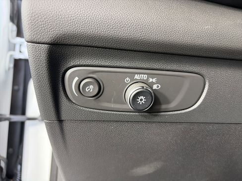 Used 2023 Buick Envision Preferred AWD/4WD image 29