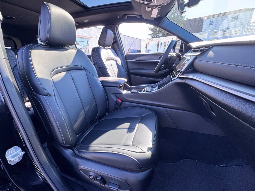 New 2027 Jeep Grand Cherokee L Limited AWD/4WD image 20
