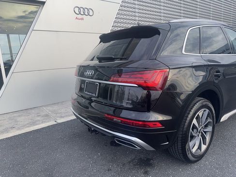 Certified 2025 Audi Q5 2.0T Premium Plus w/ Premium Plus Package image 12