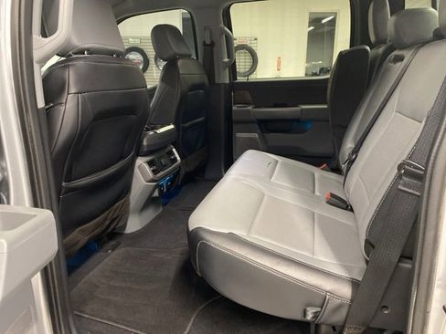 Used 2023 Ford F150 Lariat w/ Trailer Tow Package image 34