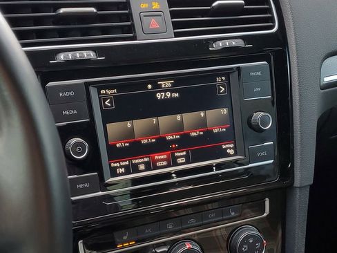 Used 2020 Volkswagen GTI S image 16