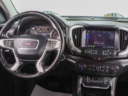 Used 2020 GMC Terrain SLT image 16