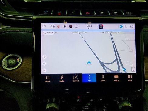 Used 2023 Jeep Grand Cherokee Summit w/ Luxury Tech Group V AWD/4WD image 19