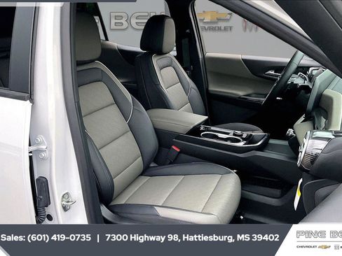 New 2026 Chevrolet Equinox LT FWD image 6
