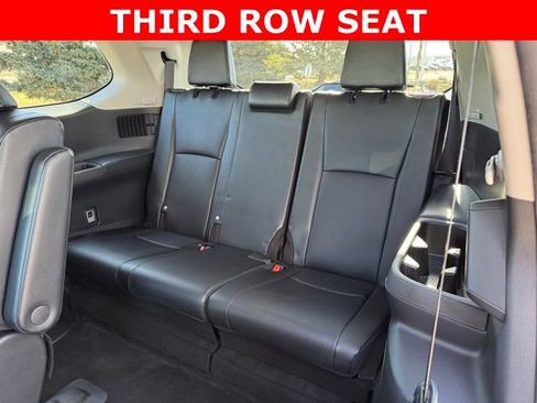 Certified 2024 Toyota Grand Highlander XLE AWD/4WD image 13