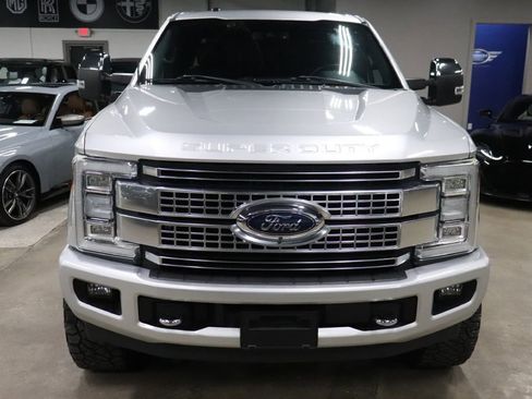 Used 2017 Ford F250 Platinum w/ Platinum Ultimate Package image 7