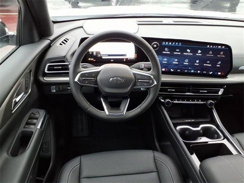 New 2026 Chevrolet Traverse LT w/ Midnight/Sport Edition image 6