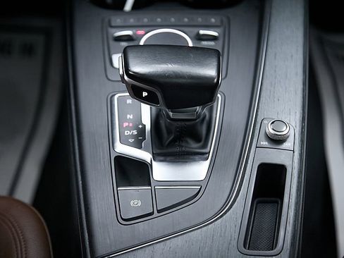 Used 2017 Audi A4 2.0T Premium Plus w/ Premium Plus Package image 31