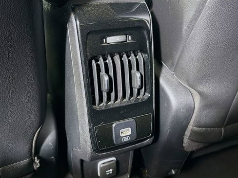 Used 2022 Jeep Compass Latitude image 25